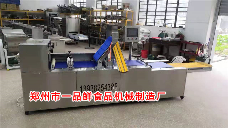 350型自動疊皮燴面機(jī)(圖3) 350型自動疊皮燴面機(jī)(圖3)