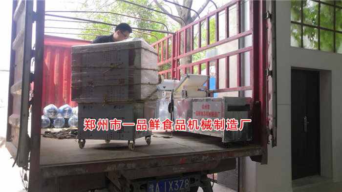 設備裝車完畢即將發往目的地 設備裝車完畢即將發往目的地